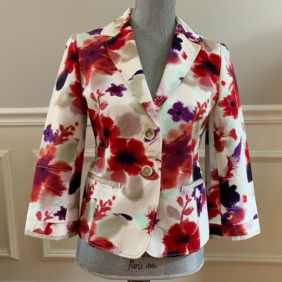 Elie Tahari Spring Watercolor Floral Blazer - Picture 5 of 9